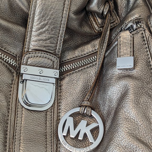 Michael Kors Gold purse/bag/satchel medium size - Picture 3 of 9